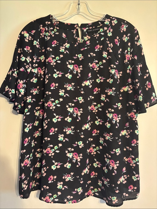 Sara Michelle Tops - Sara Michelle Black Floral Flutter-Sleeve Tunic